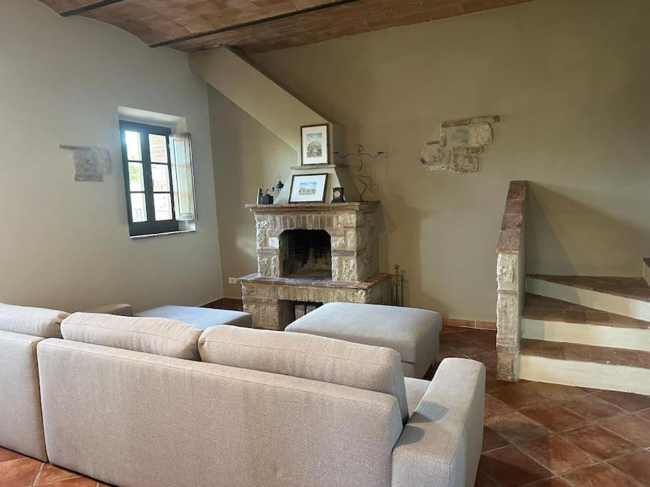 Cozy Home In Countryside Asciano Siena -Renovated! 외부 사진